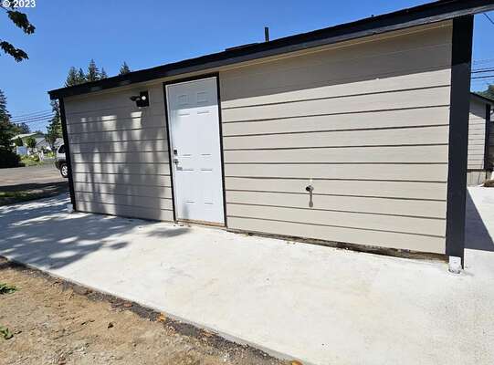 1022  E St, Washougal, WA 98671