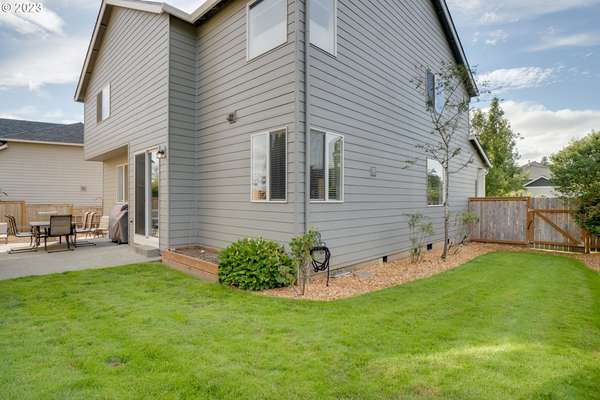 1170 NW Sacajawea Ct, Camas, WA 98607