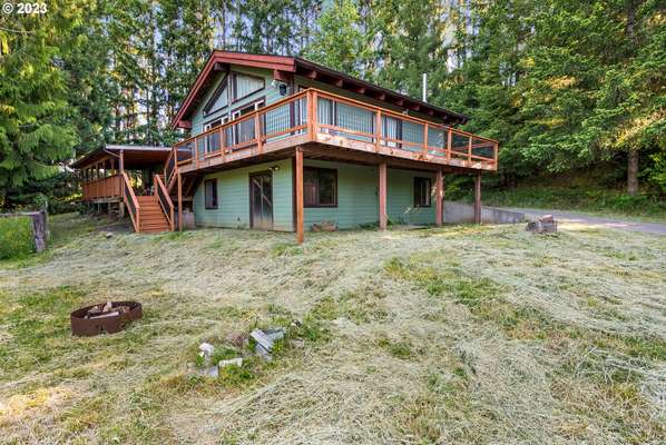 1000  Ostrander Rd, Kelso, WA 98626