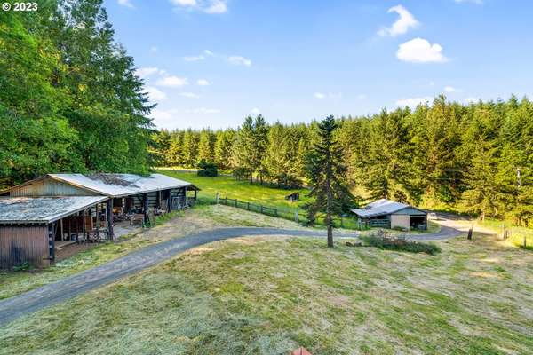 1000  Ostrander Rd, Kelso, WA 98626