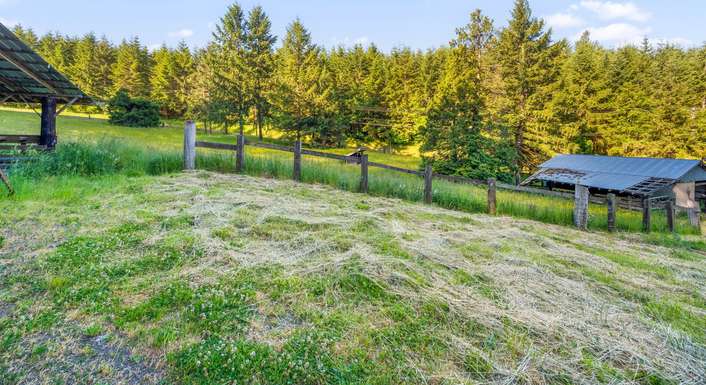 1000  Ostrander Rd, Kelso, WA 98626