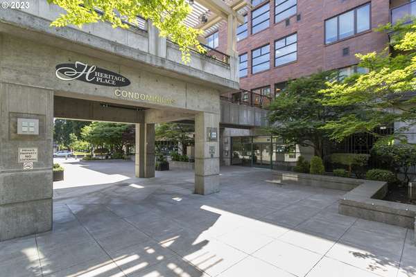 400 W 8th St #210W, Vancouver, WA 98660