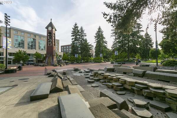 400 W 8th St #210W, Vancouver, WA 98660