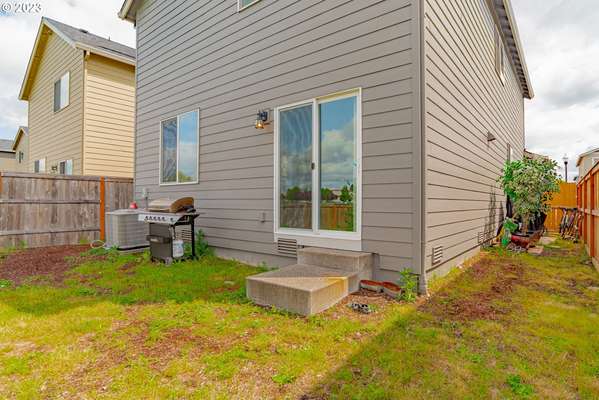 5616 NE 129th Pl, Vancouver, WA 98682