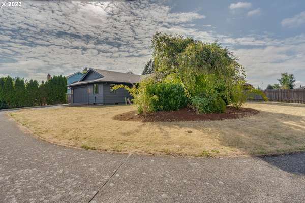 16003 NE 7th St, Vancouver, WA 98684