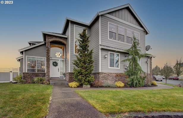 2008 S 19th Way, Ridgefield, WA 98642