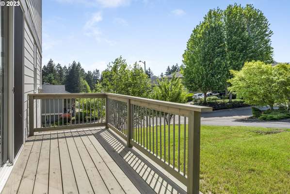 11204 NW 12th Ave, Vancouver, WA 98685