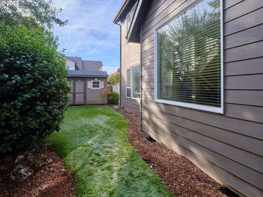 4707 NW 127th St, Vancouver, WA 98685