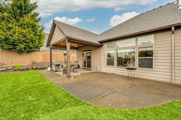 12508 NW 49th Ave, Vancouver, WA 98685