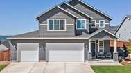 682 E White Oak Ave, La Center, WA 98629