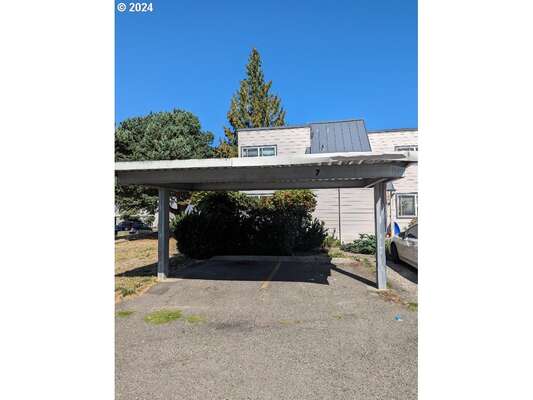 7310 NE 16th Ave #408, Vancouver, WA 98665