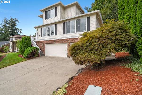 1035 NW Whitman St, Camas, WA 98607