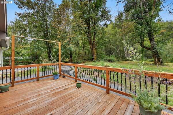 1955  Abernathy Creek Rd, Longview, WA 98632