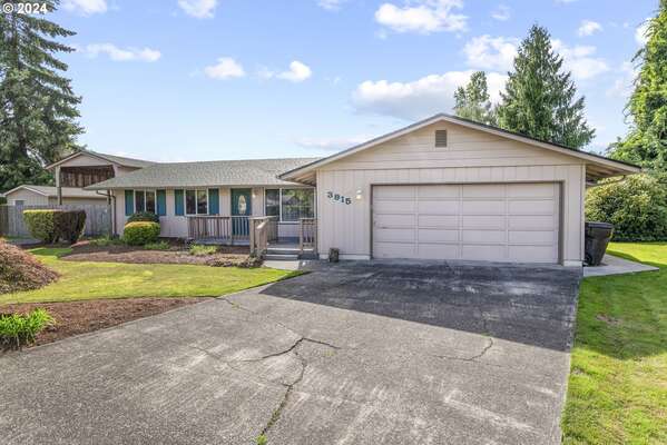 3915  Cherrywood St, Longview, WA 98632