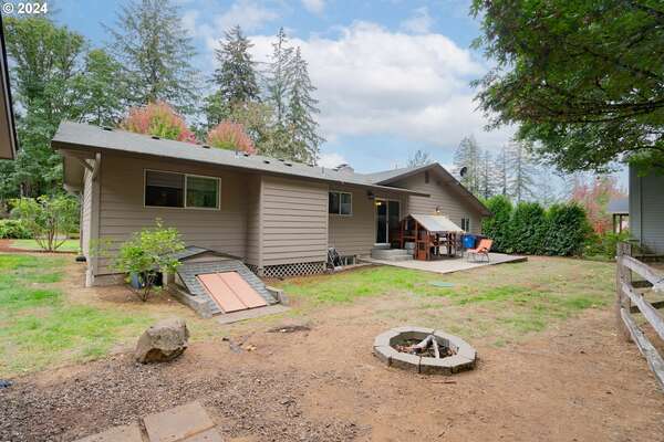 419 N 47th Cir, Camas, WA 98607