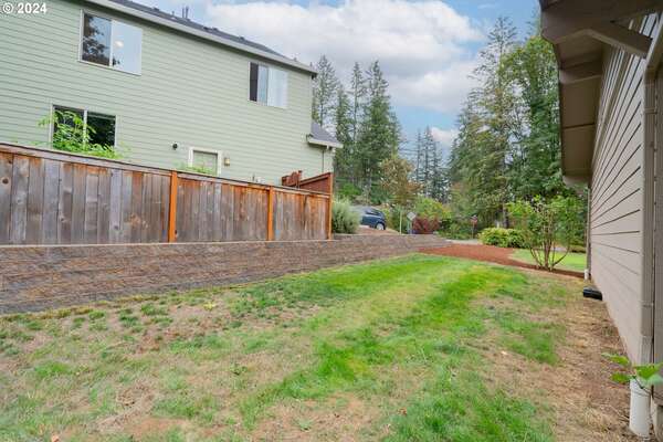 419 N 47th Cir, Camas, WA 98607