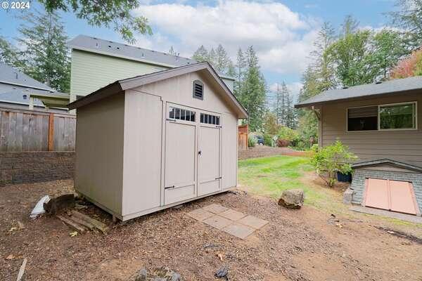 419 N 47th Cir, Camas, WA 98607