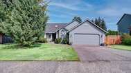 10903 NW 5th Ave, Vancouver, WA 98685