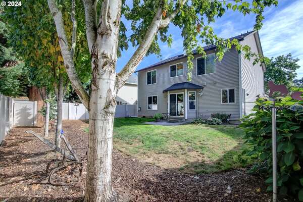 11914 NW 23rd Ave, Vancouver, WA 98685