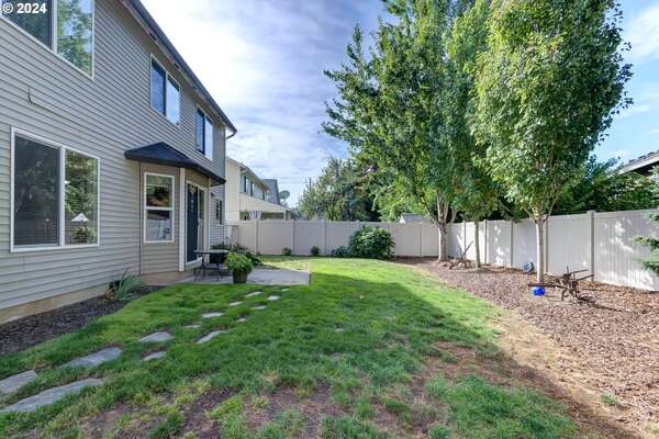 11914 NW 23rd Ave, Vancouver, WA 98685