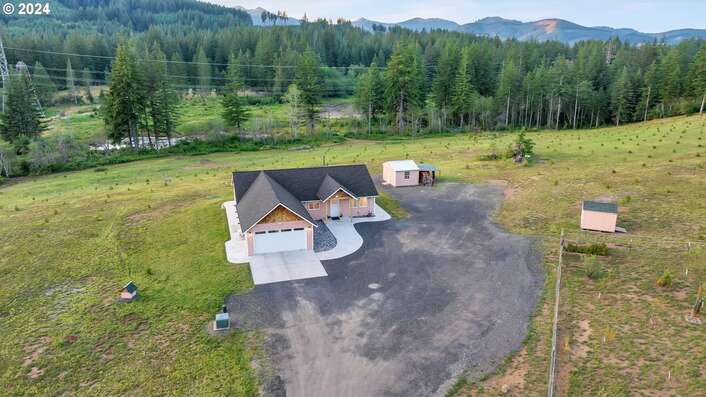 39912 NE 44th St, Washougal, WA 98671