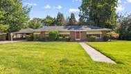 915 E Reserve St, Vancouver, WA 98661