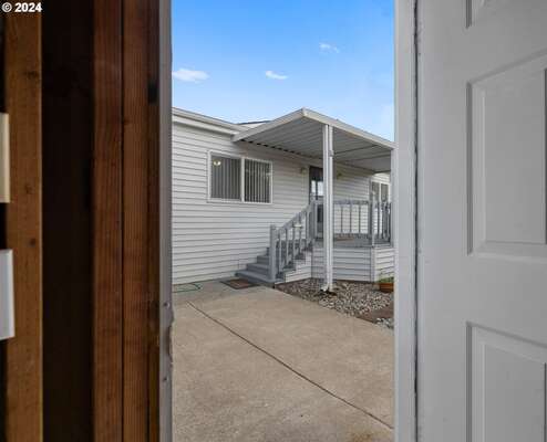 5101 NE 121st Ave #91, Vancouver, WA 98682