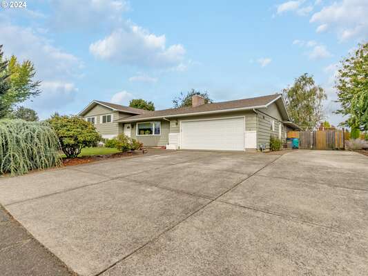 10905 NW 36th Ave, Vancouver, WA 98685