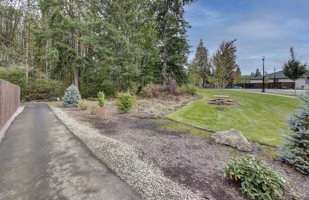 841 NW 28th St, Battle Ground, WA 98604