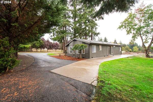 22217 NE 28th St, Camas, WA 98607