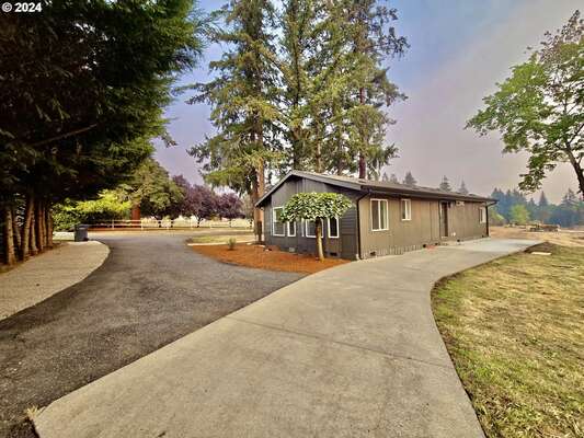 22217 NE 28th St, Camas, WA 98607