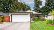 7312 NE 51st Ave, Vancouver, WA 98661