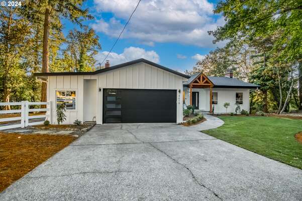 4618 NW Olive St, Vancouver, WA 98663