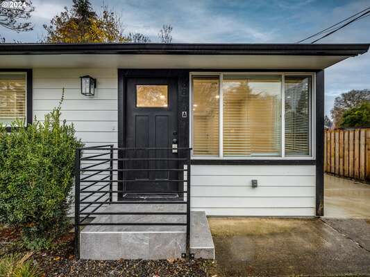 3805 E 11th St, Vancouver, WA 98661