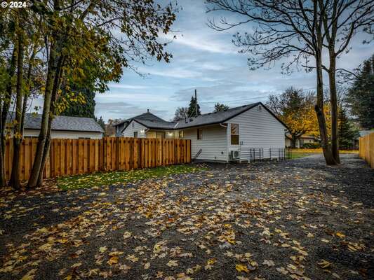 3805 E 11th St, Vancouver, WA 98661