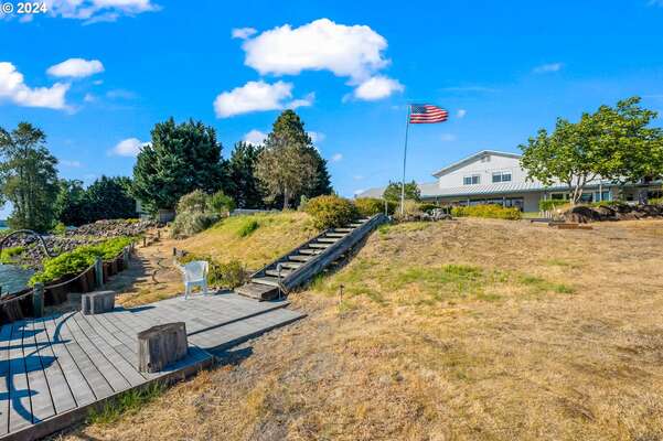 2225  Dike Rd, Woodland, WA 98674