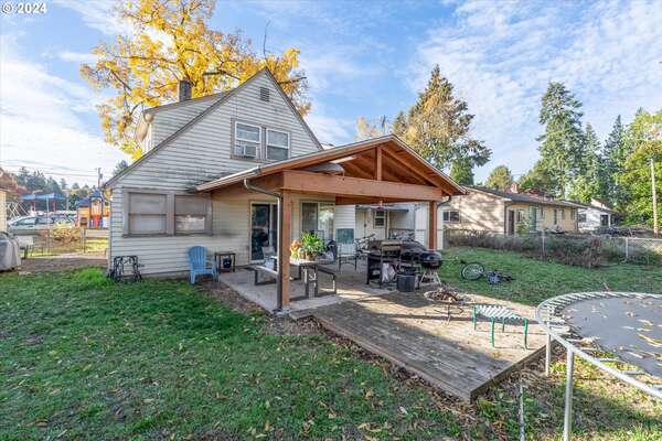 2400 E 25th St, Vancouver, WA 98661