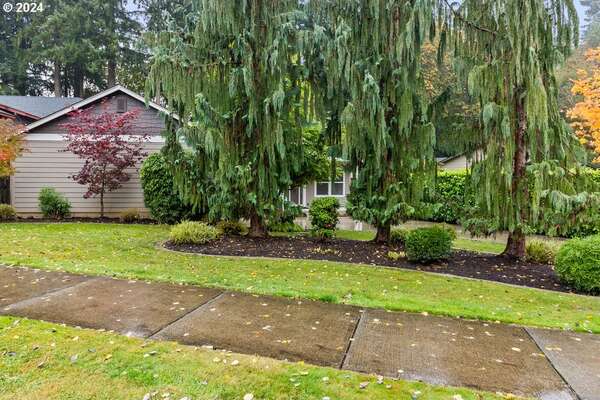 13200 NE 36th Pl, Vancouver, WA 98686