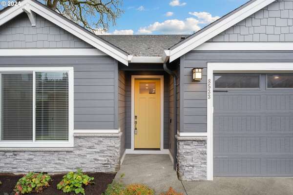 8533 N Juniper St, Camas, WA 98607