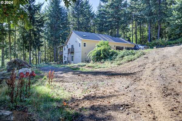 498  Bryant Hill Rd, Woodland, WA 98674