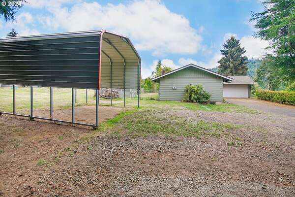 130  Spencer Creek Rd, Kalama, WA 98625