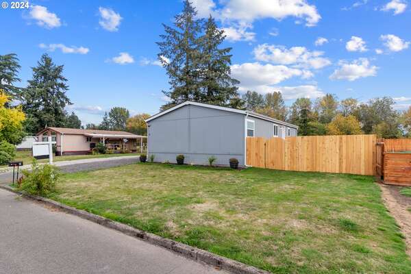 8008 NE 179th St #8, Battle Ground, WA 98604