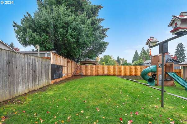 411 NW 53rd St, Vancouver, WA 98663