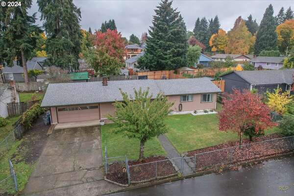 411 NW 53rd St, Vancouver, WA 98663