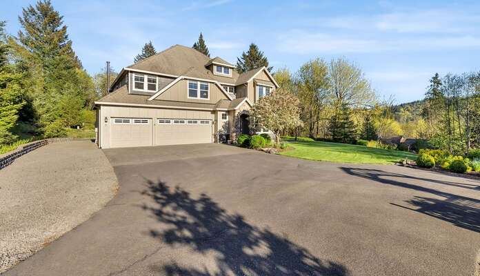 11  Thompson Dr, Washougal, WA 98671