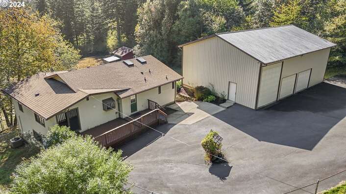 28705 NE 53rd St, Camas, WA 98607