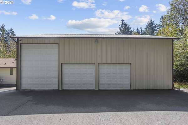 28705 NE 53rd St, Camas, WA 98607