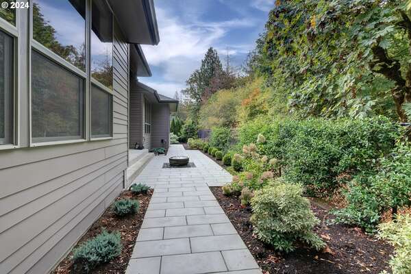 17110 NE 22nd Ave, Ridgefield, WA 98642