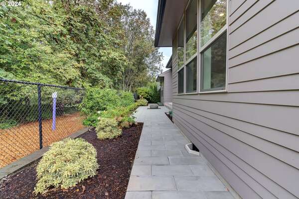 17110 NE 22nd Ave, Ridgefield, WA 98642