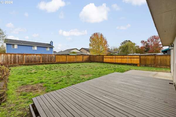 15720 NE 69th St, Vancouver, WA 98682